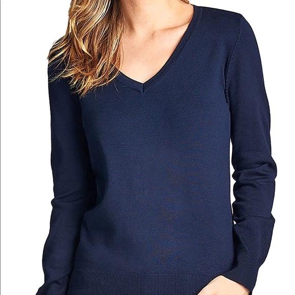 Active USA Classic Navy Tailored V-Neck Sweater - Picture 3 of 6